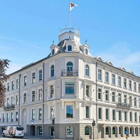 Clarion Hotel Ernst Kristiansand Exteriör bild